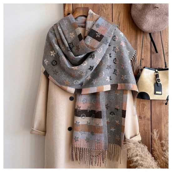 Warm Scarves Collection Item 051
